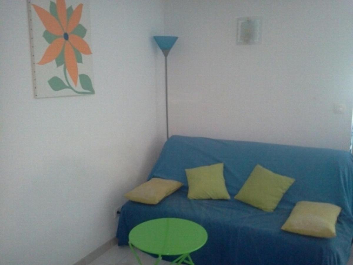 Appartement F1 Calvi A 150 Metres De La Plage Bagian luar foto